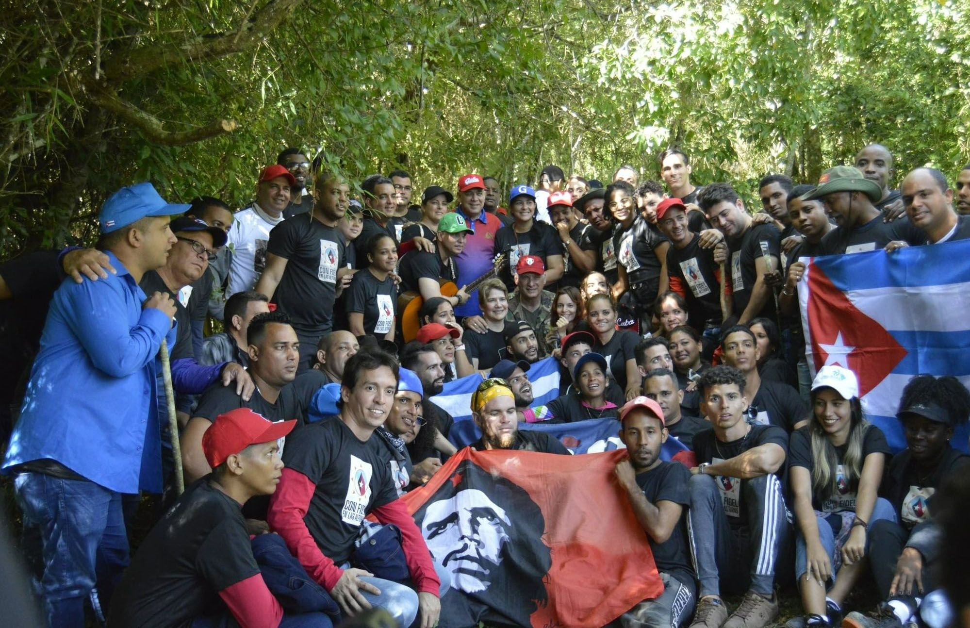 0113 jovenes cubanos