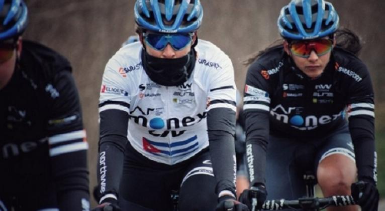 Ciclista cubana Arlenis Sierra a la VI Vuelta a Burgos