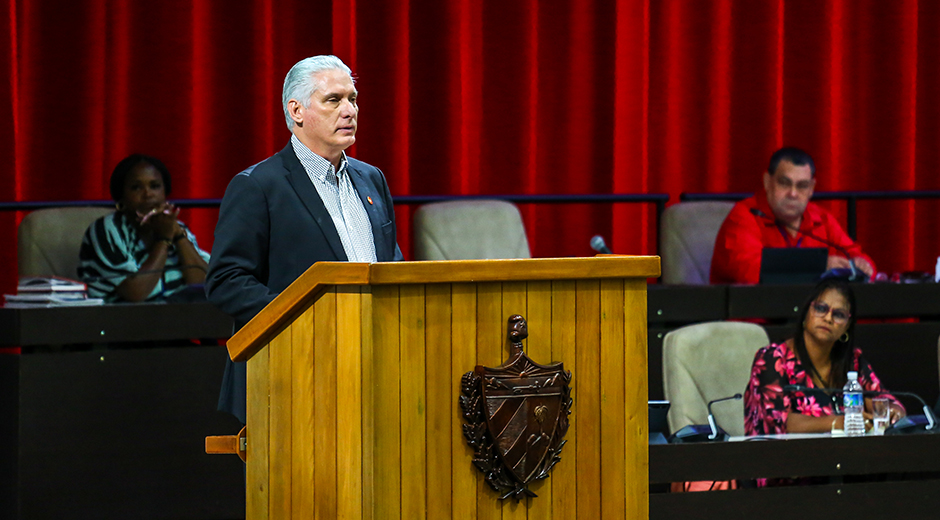 Miguel Diaz Canel Bermúdez, pronuncia las palabras de clausura del tercer periodo de sesiones de la Asamblea Nacional en su décima legislatura. Foto: Abel Padrón Padilla/ Cubadebate.