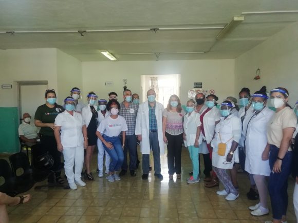 Policlínico de Mariano primero en aplicar todas las primeras dosis de la Fase III de Soberana 02