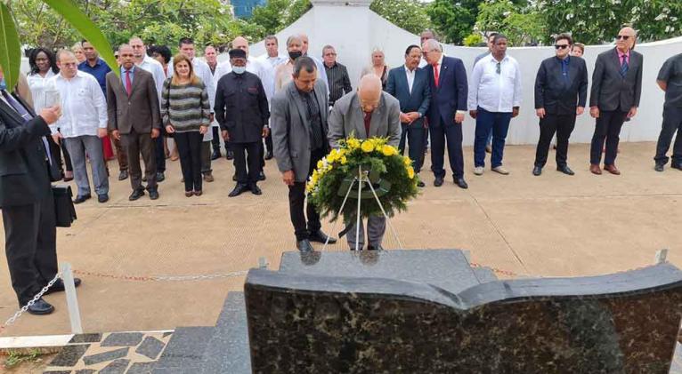 Homenaje en Angola a internacionalista de Cuba