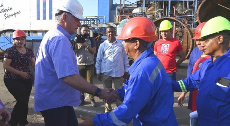 Miguel Díaz-Canel, visitó la central termoeléctrica Ernesto Guevara,