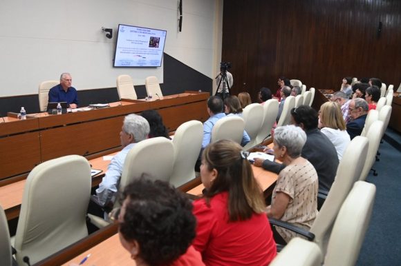 Más ciencia en Cuba en función de la vida