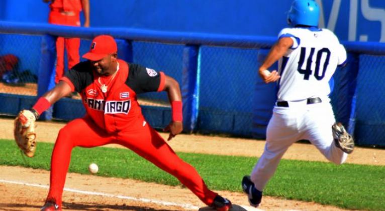 Industriales vs Santiago: el Clásico beisbolero llega al Latinoamericano