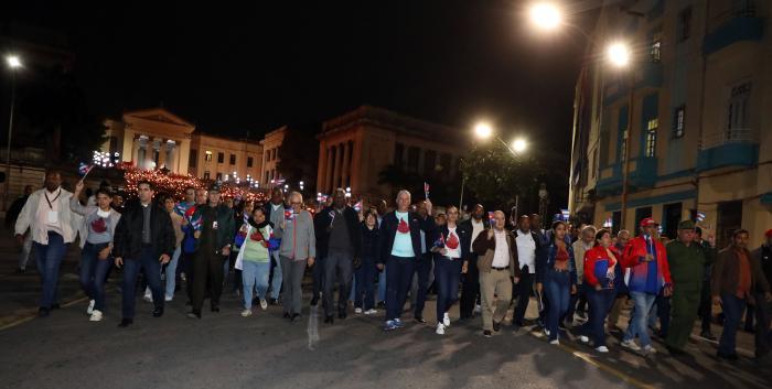 La marcha fue un juramento multitudinario y un compromiso con la defensa de la Patria. Foto: Dunia Álvarez Palacios La marcha fue un juramento multitudinario y un compromiso con la defensa de la Patria. Foto: Dunia Álvarez Palacios