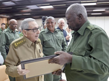 Aniversario 65 de la integración de la Dirección de Seguridad Personal, nacida en tiempos desafiantes con raíces en la lucha revolucionaria comandada por Fidel. Fotos: Estudios Revolución