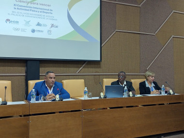 Ciencia y béisbol en Cuba